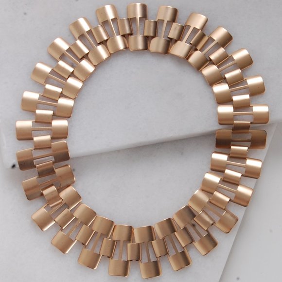 Jewelry - Art Deco Chain Gold Collar Statement Bib Necklace